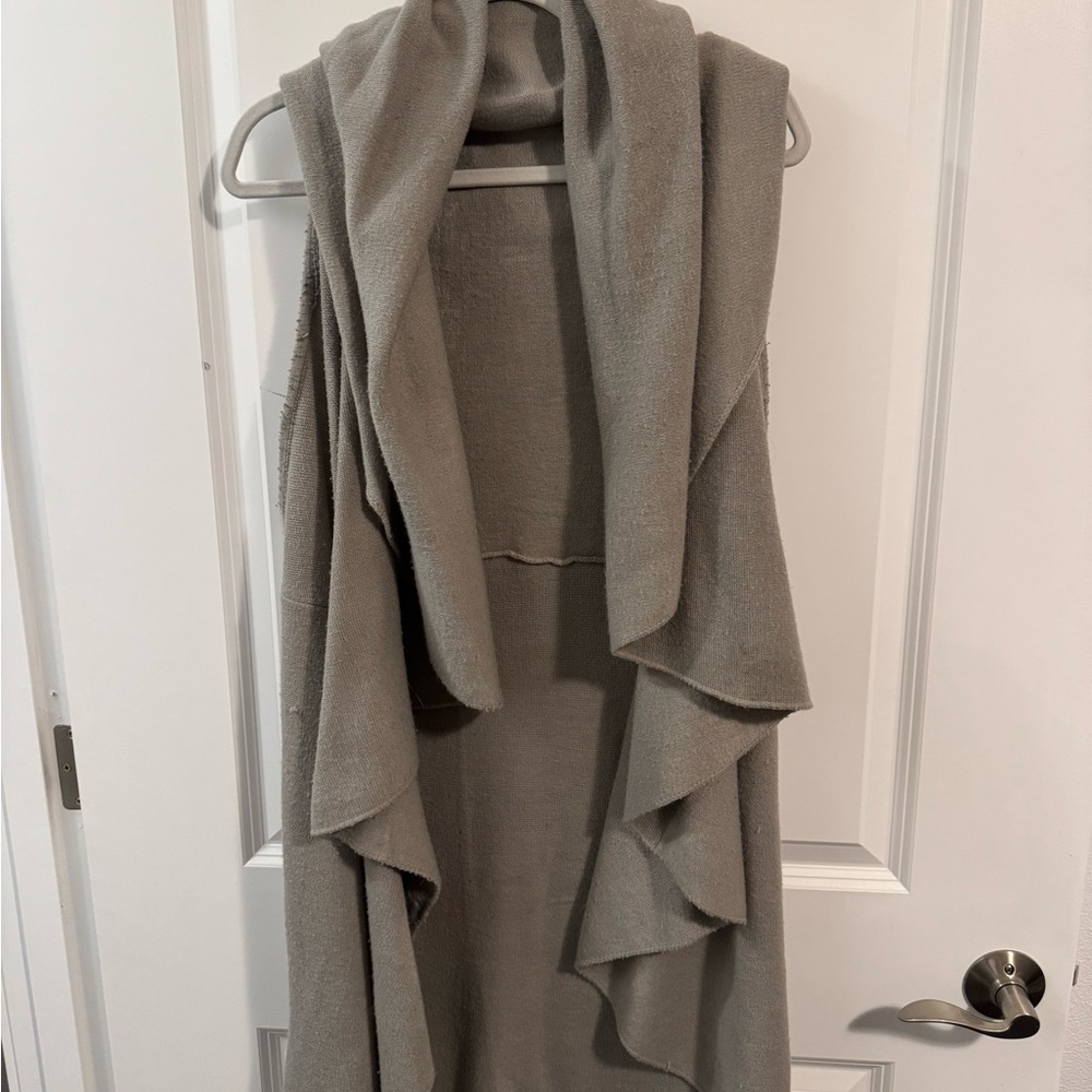 Gray Sleeveless Waterfall Cardigan